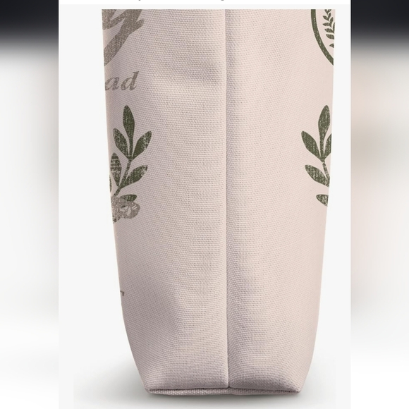 The Hunger Games Peeta's Bakery Cream Tote Bag - Picture 3 of 16